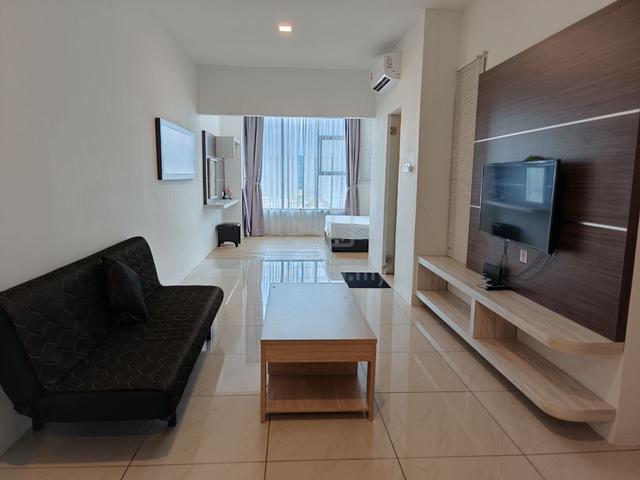 Manhattan Suites @ ITCC 1