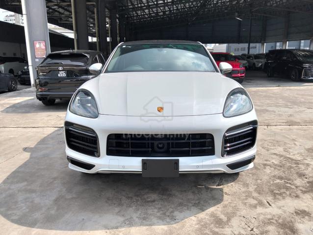 4.5B 16K KM MILEA 2023 Porsche CAYENNE 3.0 COUPE - 3