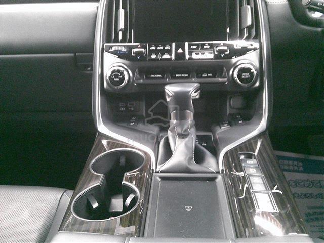 2022 BOOKNOW GREY/BLACK Fullspec Lexus LX600 - 5