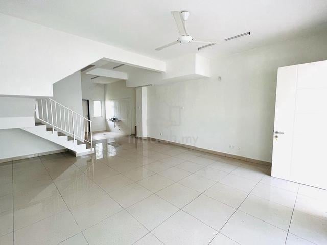 {PHASE 3} 2 sty House Acacia park, Bandar tasik puteri, garden height 1