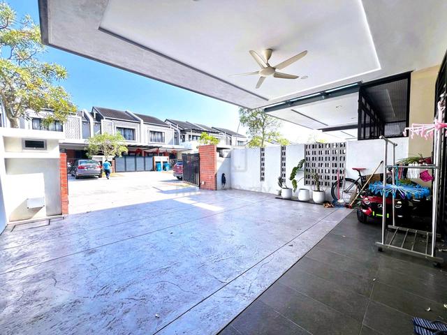 [FREEH0LD + TERMURAH + RENoVATED + HOT LOCATION] 2 STOREY ELMINA 2
