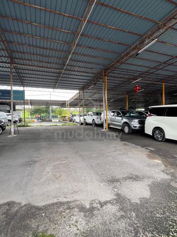 Used car lot for rent 1