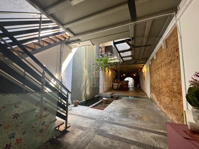 Hereen Street near Jonker Street 2 Storey Shoplot intermediate 1