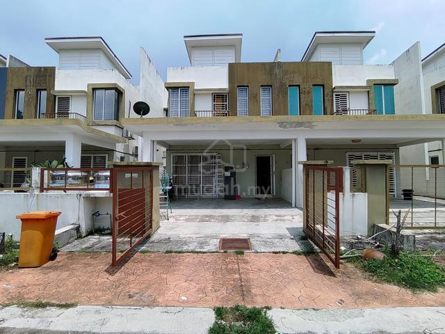 FULL LOAN🔥 1.5 Storey Superlink Taman Bentara Telok Panglima Garang 1