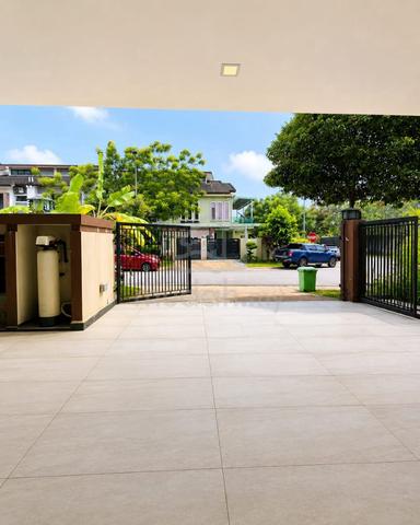 Renovated & Spacious 2 Storey Corner Lot House in Denai Alam For Rent 1