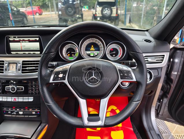 Mercedes Benz E300 2.1AMG W212 HYBRID P/ROOF WRNTY - 4