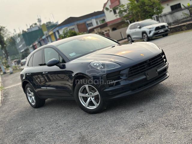 2021 PORSCHE MACAN Recon Unregistered - 1