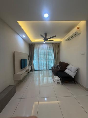 KL Traders Square Residences 1