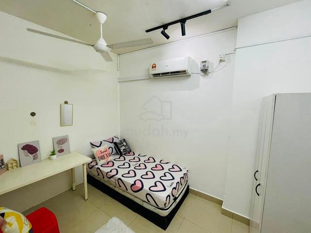 Single Room at Suriamas Condominium PJS10 Bandar Sunway Zero Deposit 1