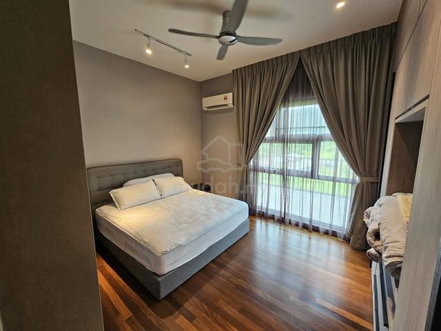 Mira Residence 1