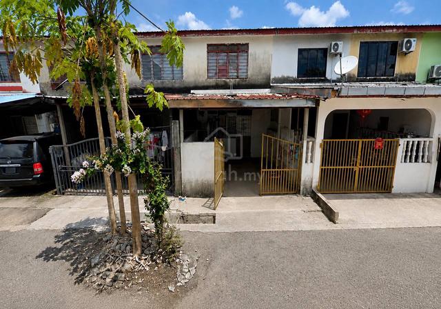 TERMURAH 2 Storey Terrace House Taman Sri Sungai Pelek Sepang 1