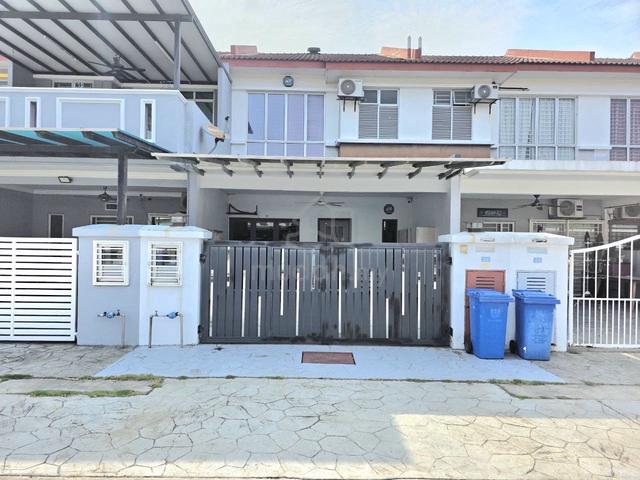 (RENOVATED) 2 Storey Terrace Taman Alam Indah, Seksyen 33 Shah Alam 1
