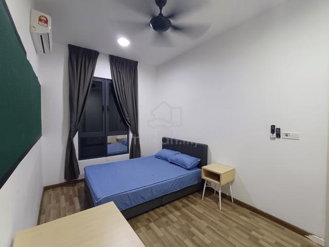Queen Bedroom for Rent in Riverville Residences Old Klang Road KL 1