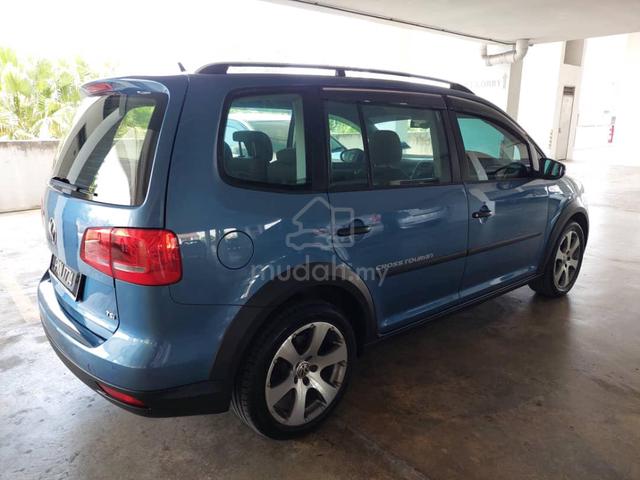 2011 Volkswagen TOURAN 1.4 (A) - 2