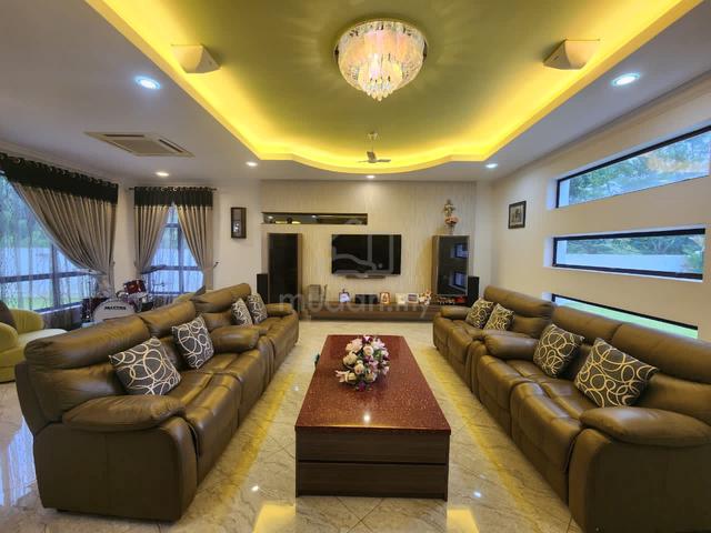 2sty Bungalow NILAI SPRING VILLAS Negeri Sembilan [ HUGE LAND ] 1