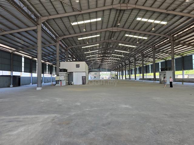 Factory Warehouse bu 65000sf with Power 600amps Telok Panglima Garang 1