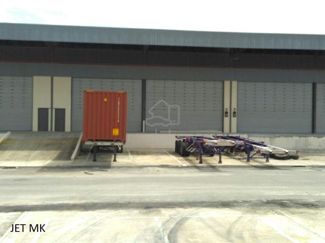 Sijangkang Single Storey Link Warehouse with Loading Bays, Gated Guard 1