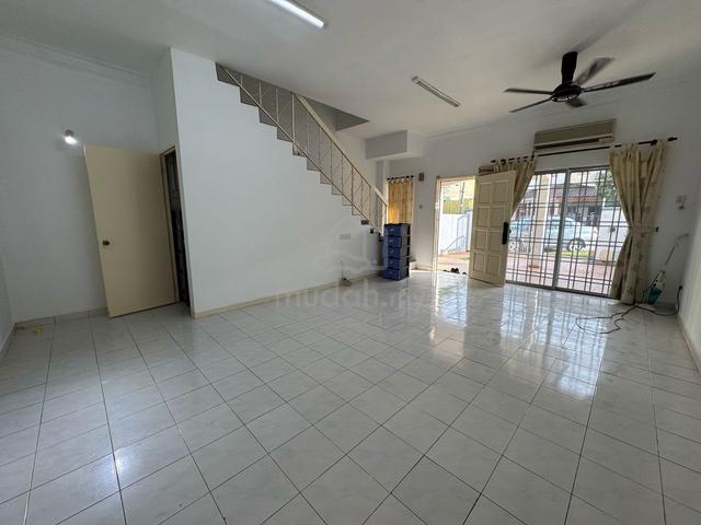Renovated Taman Taming Ria Renovated 2 Storey House In C180 Balakong 1