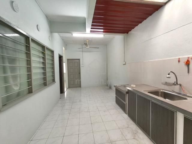 Single Storey Terrace @ Tmn Bersatu Sg Petani 1