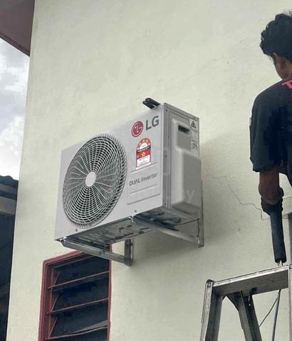 Carousel Image