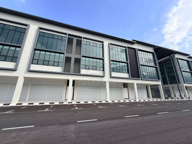 Pine Parade Shoplot Facing Mian Road For Rent 1