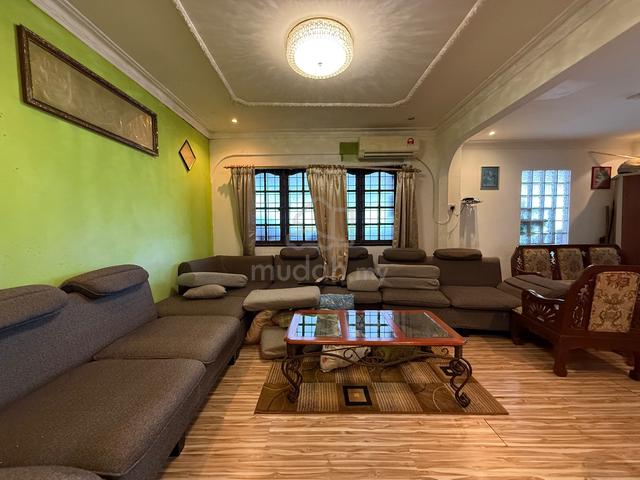 100 % LON , 9 miles kuching Taman Emas Single Storey Semi-D 1