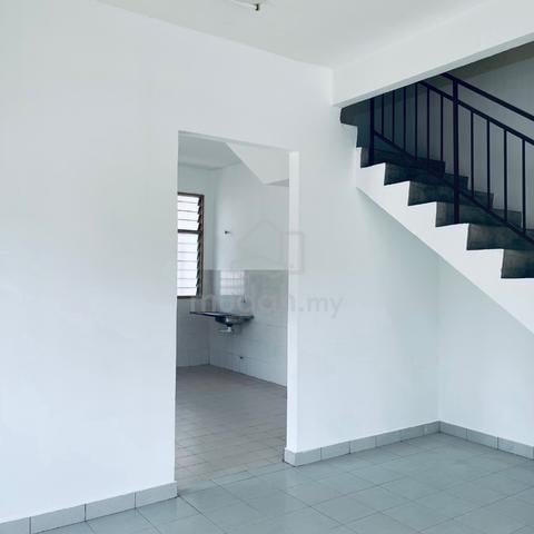 Lukut UCSI Springhill 2 Storey House 1