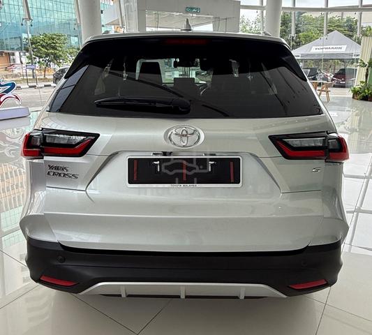 2026 Toyota YARIS CROSS 1.5 S MY26 AC200 (A) - 3