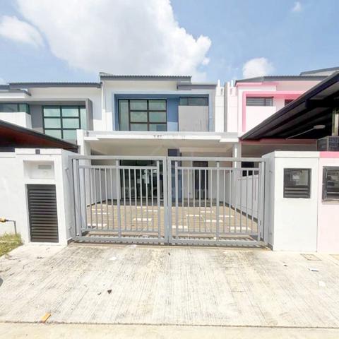 Taman Austin Duta Double Storey Terrace House 4bed Johor Bahru 1