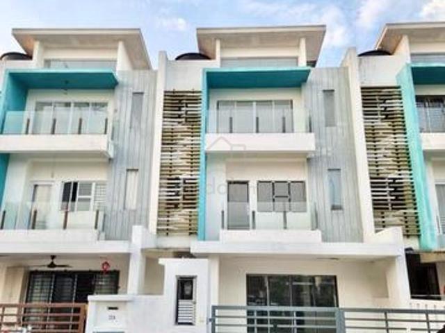 [🔥The Clover Homes Tmn Semanggi Semenyih 24x70 5R4B Full Loan Cash🔥] 1