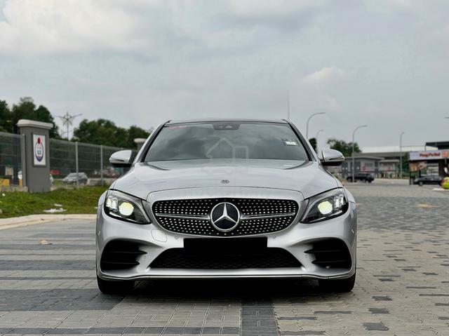2018 Mercedes Benz C300 2.0 AMG LINE (CKD) (A) - 2