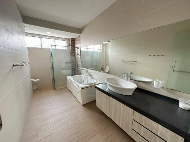 Taman Pelangi jln jingga Double Storey Semi-D House For Rent 1