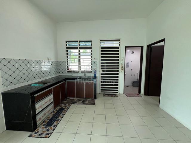 【Corner with land, Semi furnished】 2 Storey, Acadian, Saujana Rawang 1