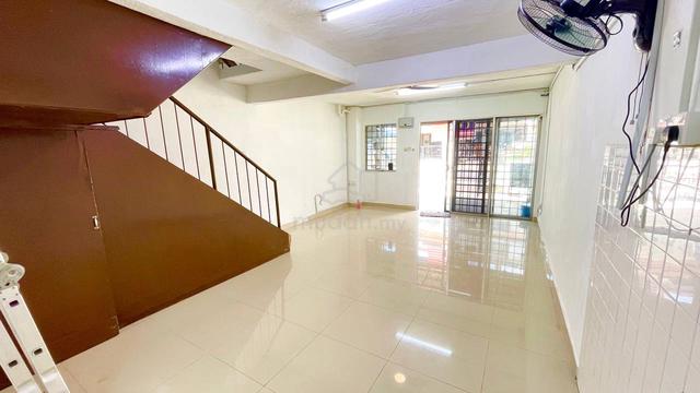 RENOVATED FREEHOLD 2.5 Storey Taman Sri Sinar Segambut KL NEW PAINTING 1