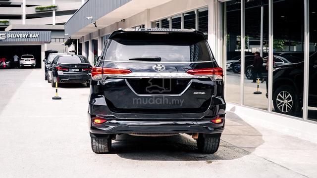 Toyota FORTUNER 2.7 SRZ 4WD F.LIFT P.TAILGATE 2017 - 4
