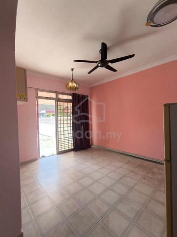 Taman Perling Jln Belibis 2 Sty 4B3B Near Tuas 2 Link New Painted 1