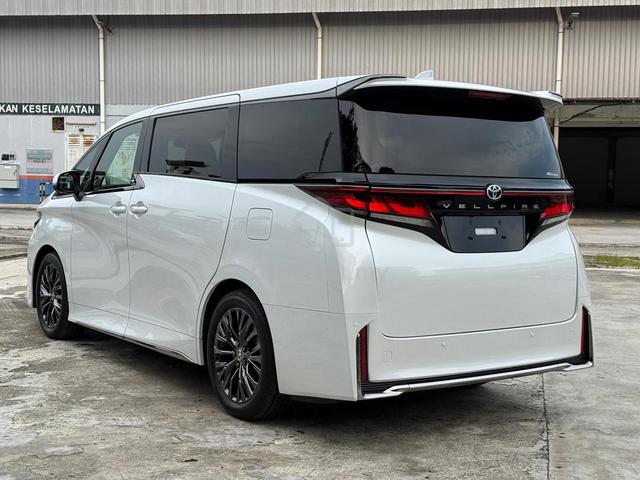 2025 Toyota VELLFIRE 2.4 Z PREMIER SROF JBL 6A 4K - 2