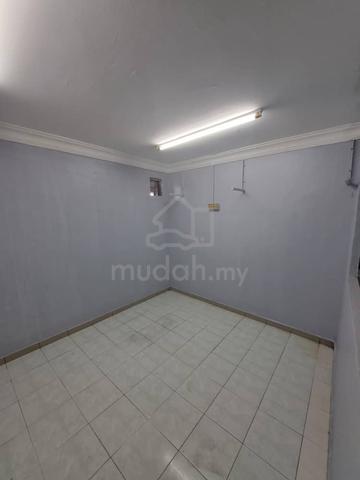 Industrial Terrance Factory Kapar Batu 3 klang For Rent Renovated 1
