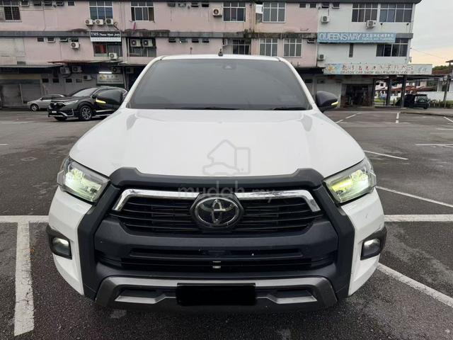 2020 Toyota HILUX 2.8 BLACK EDITION (A) - 1