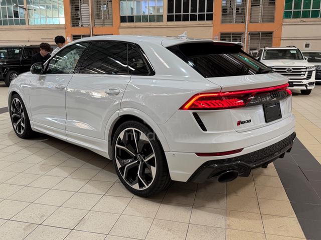 Audi RS Q8 4.0 TFSI V8 QUATTRO 2022 5A Carbon B&O - 4