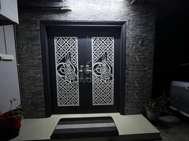 House For Sale 1