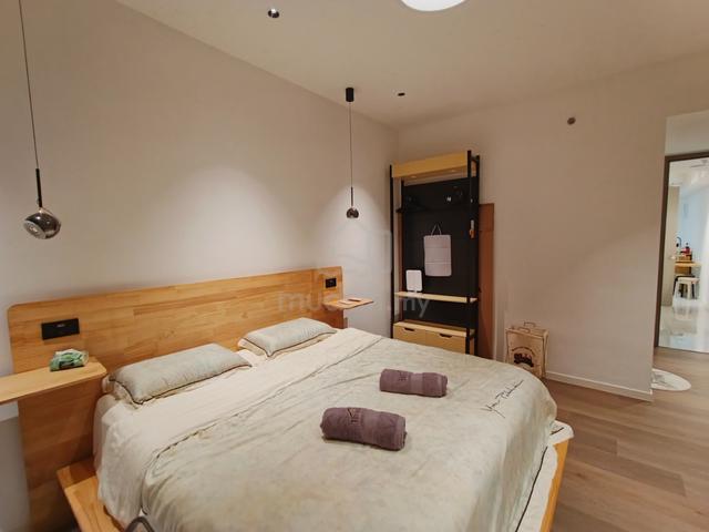 Bay Suites 1