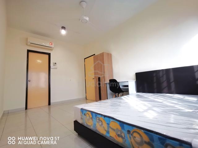 Master Room * KENANGA LIFT Apartment, Bandar Puteri Puchong 1