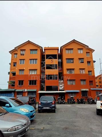 Desa Pandan Baiduri Apartment Block C1 Pangsapuri 4