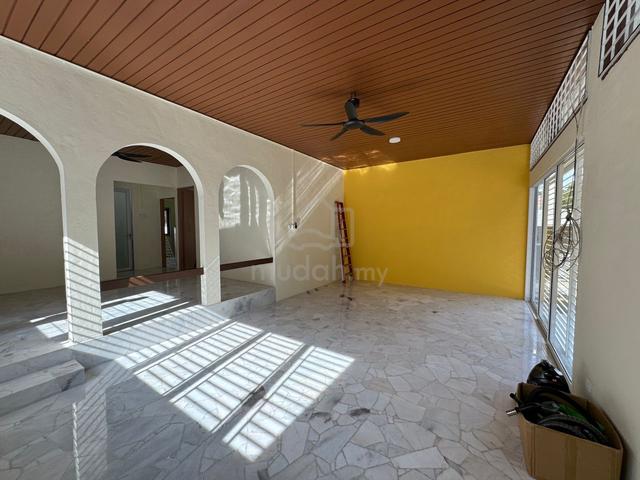 Minden Bungalow Multiple Rooms For Rent 1