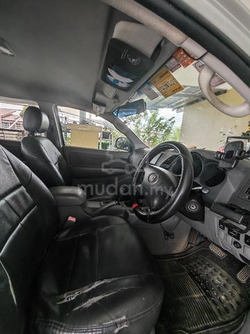 2011 Toyota HILUX 3.0 G MY10 KUN26R (A) - 5