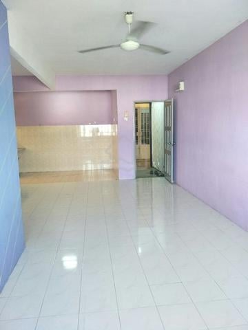 Ross villa apartment , taman Sri putri kulai 1