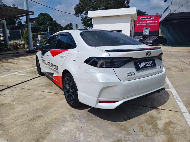 Toyota Corolla Altis 1.8 GR SPORT AT DEMO CAR Warr - 4