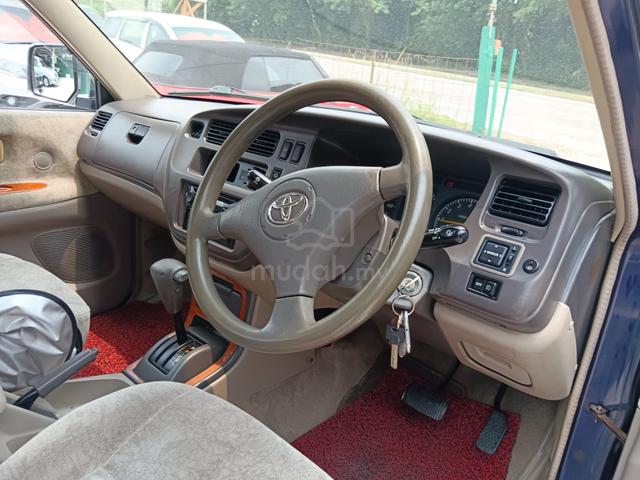 Toyota Unser 1.8 LGX (A) - 4