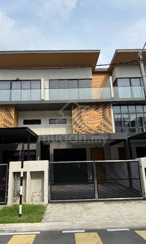 Kulai IOI D’Art Hill Residence Brand new 3 Storeys For Sale 1